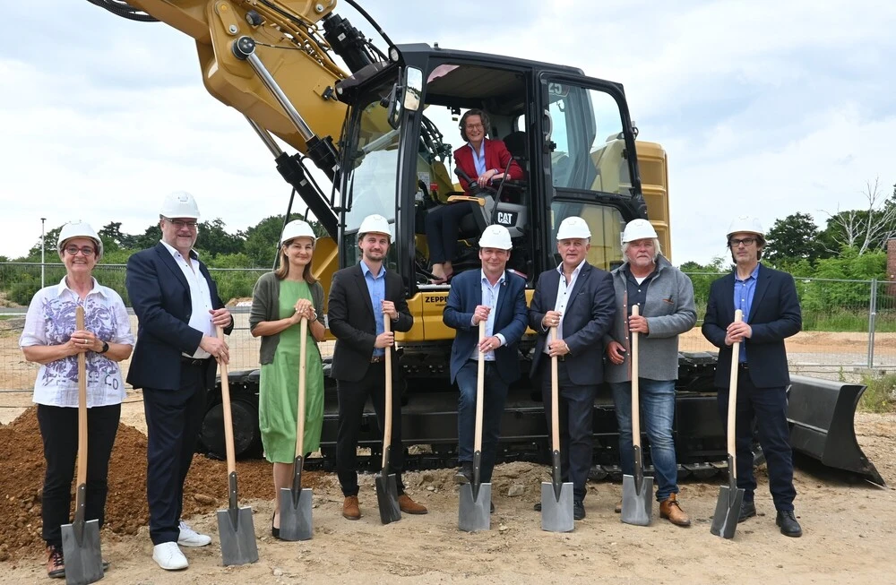 Bild aus dem Jahr 18. Juni 2024, Richtfest