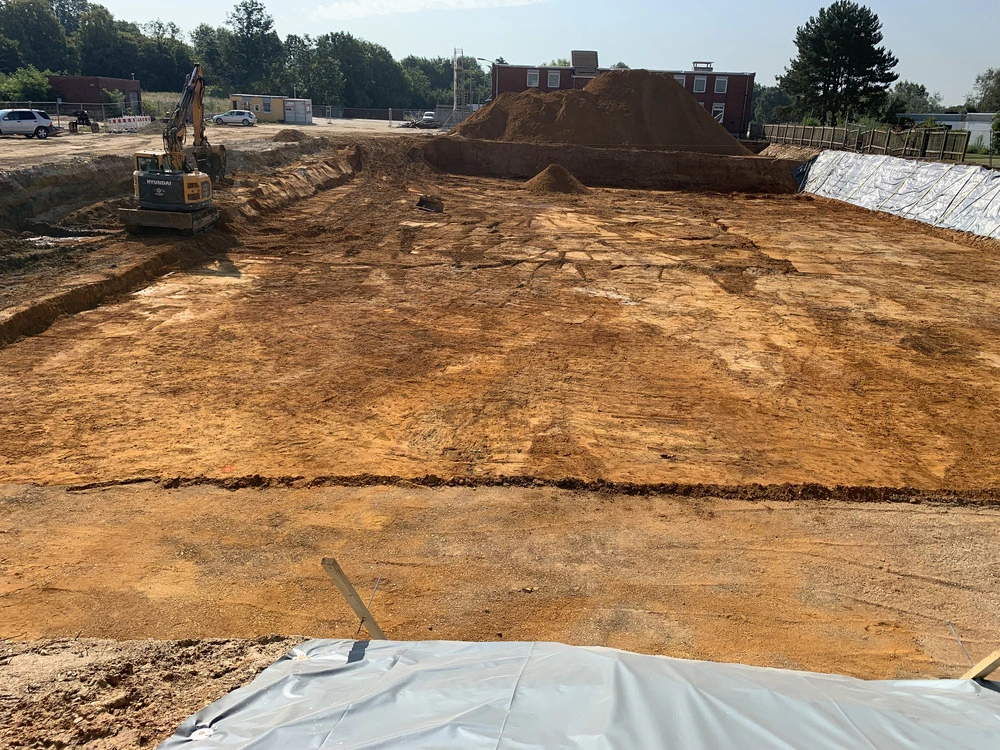 Bild aus dem Jahr 13. August 2024, Baugrube Teil 1