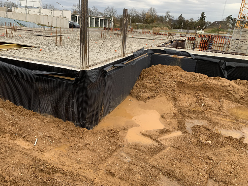 Bild aus dem Jahr 25. November 2024, Keller und Bodenplatte Haus 2f